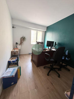 Local d'activités - 98 m²