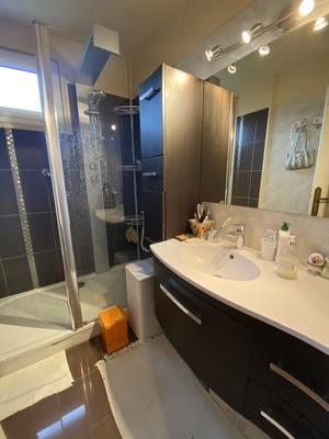 Appartement - 93 m² - 4 pièces