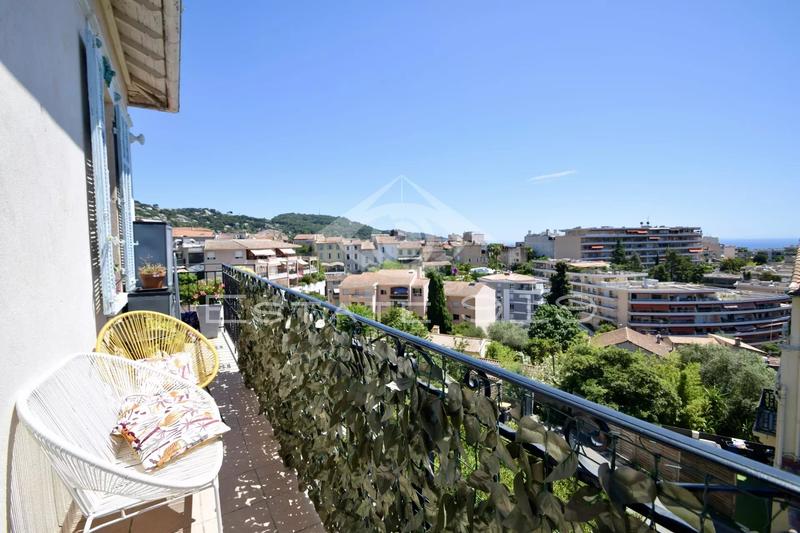 Villa - 209 m² - 10 pièces