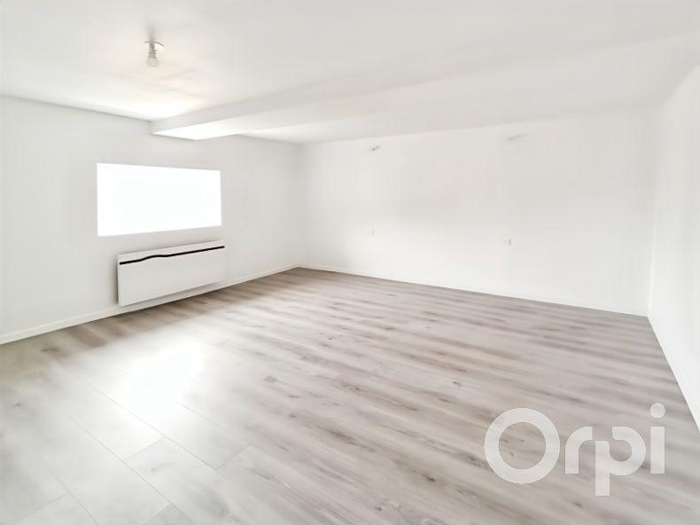 Maison - 139 m² - 6 pièces