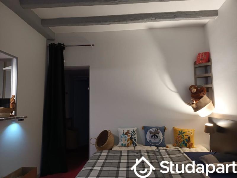 Chambre - 33 m² - 1 pièce