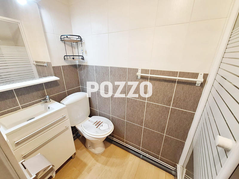 Maison - 181 m² - 8 pièces