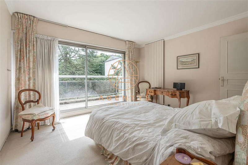 Appartement - 157 m² - 5 pièces