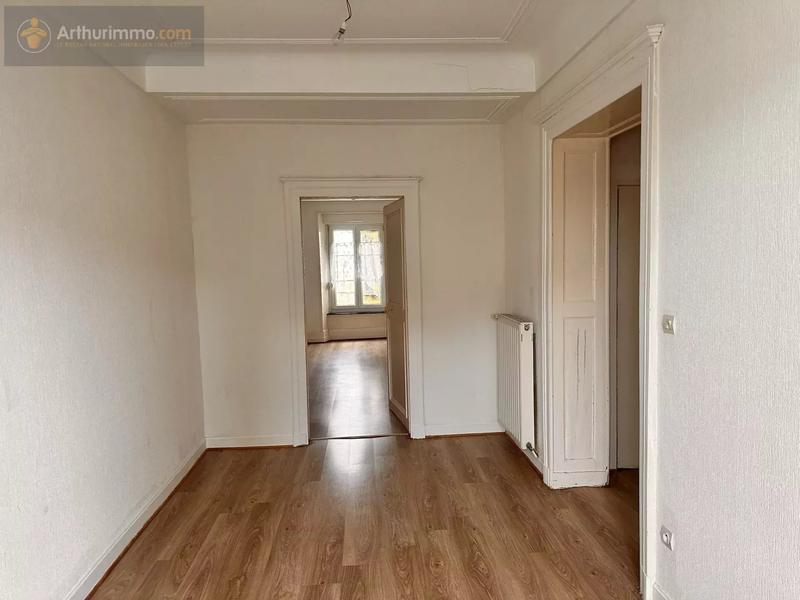 Maison - 400 m² - 12 pièces