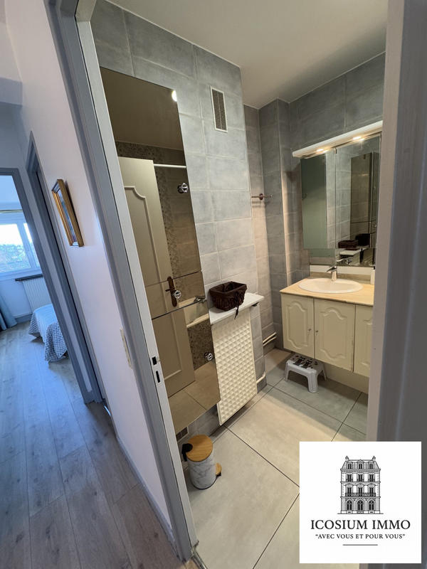 Appartement - 92 m² - 4 pièces