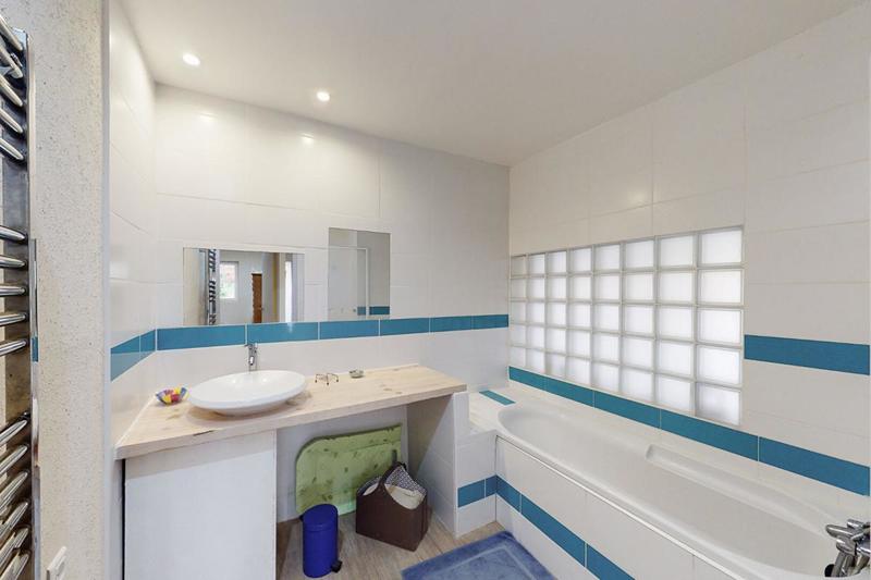 Maison - 169 m² - 6 pièces