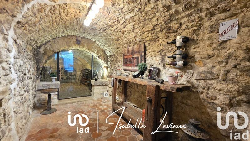 Maison - 200 m² - 8 pièces