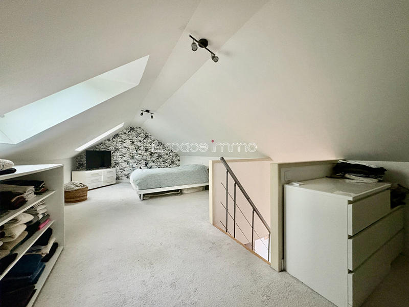 Maison - 143 m² - 6 pièces