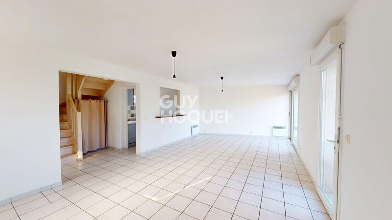 Maison - 93 m² - 4 pièces