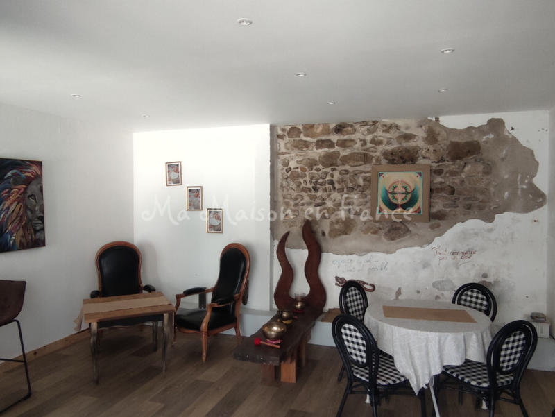 Maison - 585 m² - 12 pièces