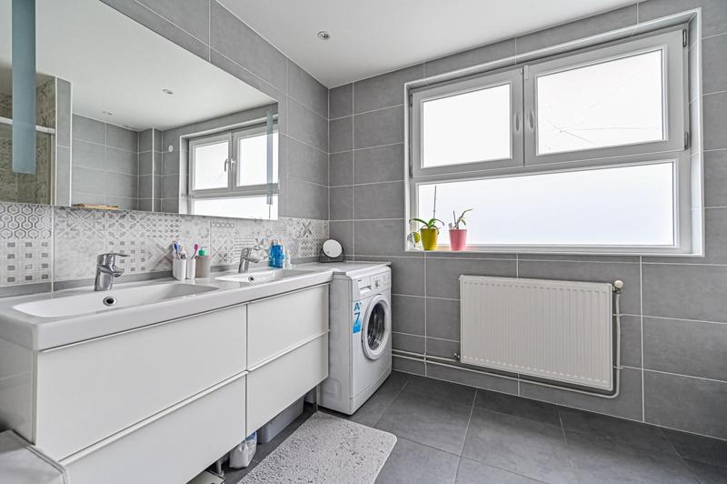 Maison - 119 m² - 5 pièces