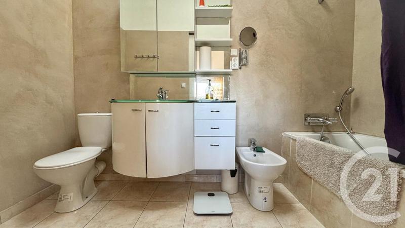 Maison - 158 m² - 5 pièces