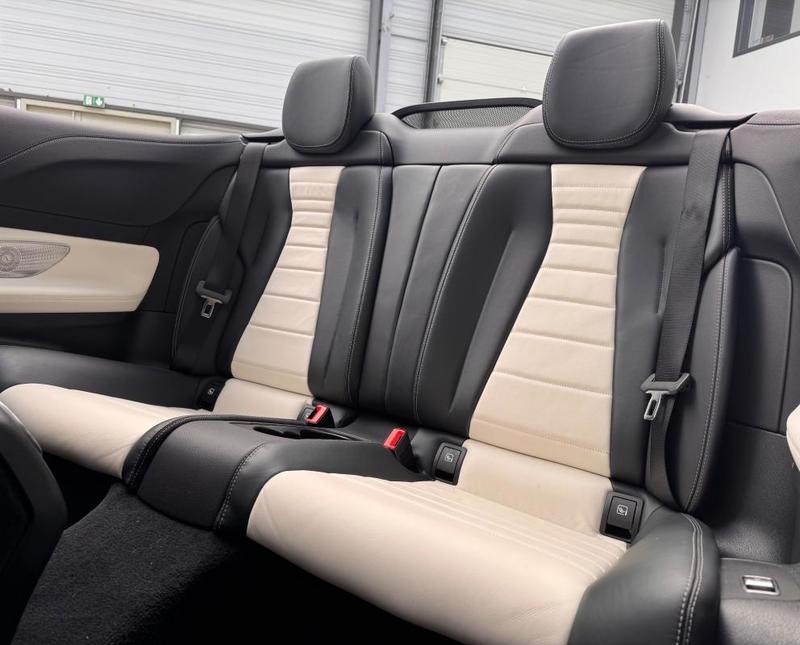 Mercedes Classe E Cabriolet 220 d 194 Amg Line / Carplay Burmester Options +++