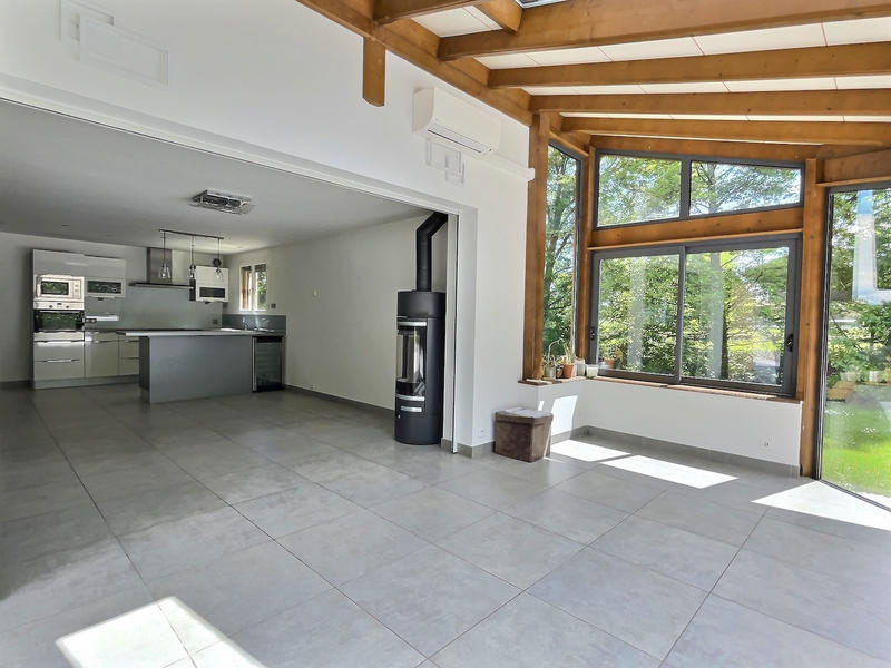 Villa - 141 m² - 6 pièces