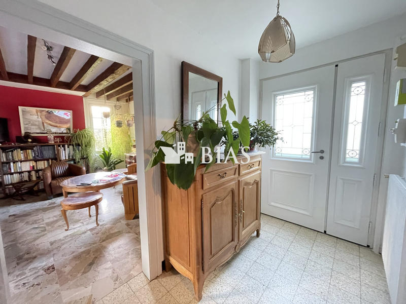 Maison - 141 m² - 6 pièces