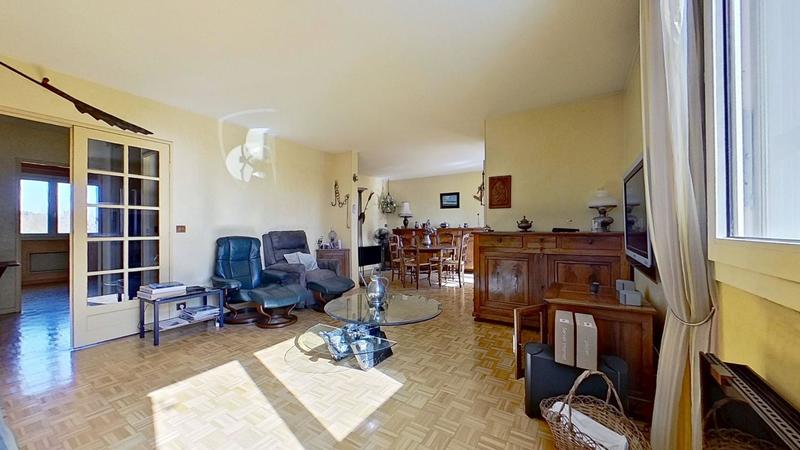 Appartement - 88 m² - 4 pièces