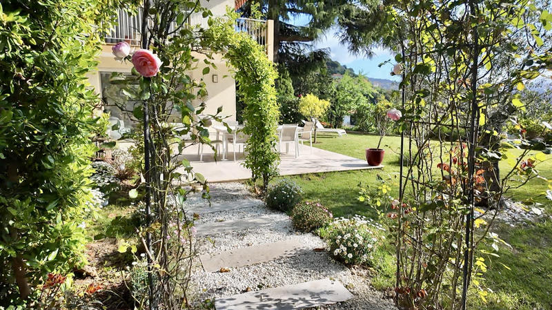 Appartement - 103 m² - 3 pièces