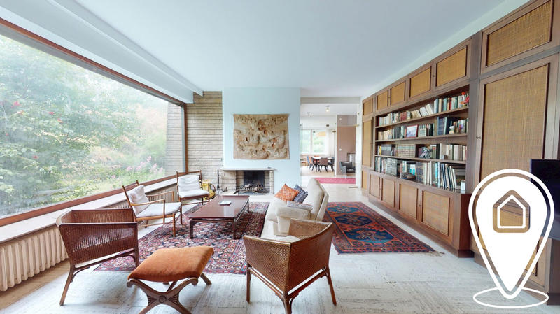 Maison - 346 m² - 11 pièces