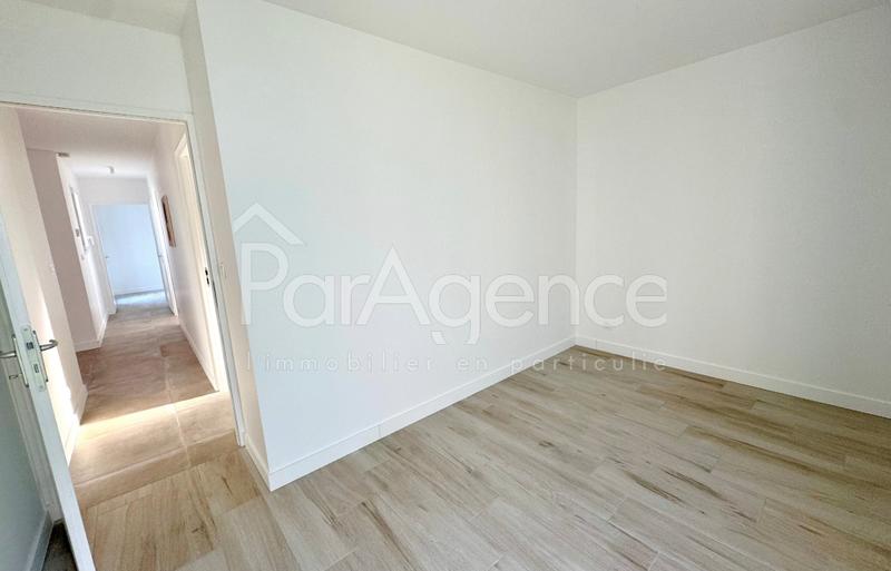 Maison - 136 m² - 5 pièces