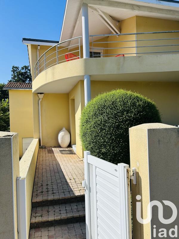 Maison de maîtres - 330 m² - 10 pièces