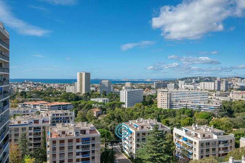 Appartement - 87 m² - 4 pièces