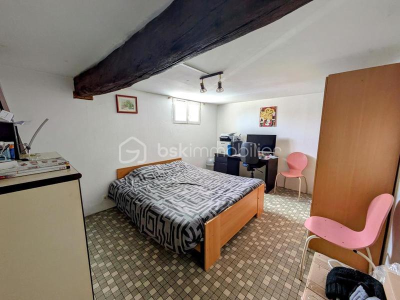 Maison traditionnelle - 96 m² - 6 pièces