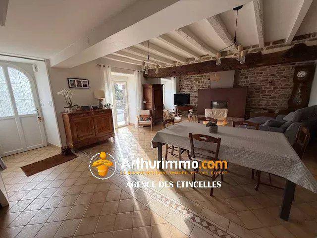 Maison - 140 m² - 6 pièces