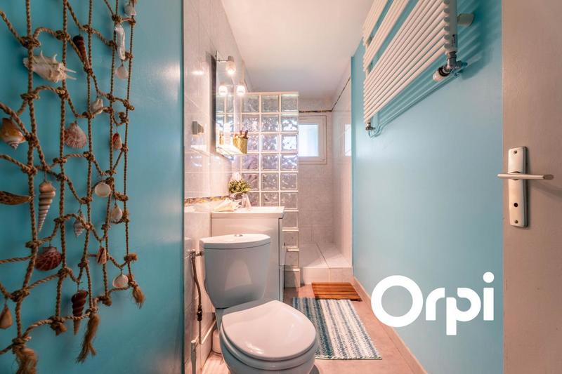 Maison - 240 m² - 6 pièces