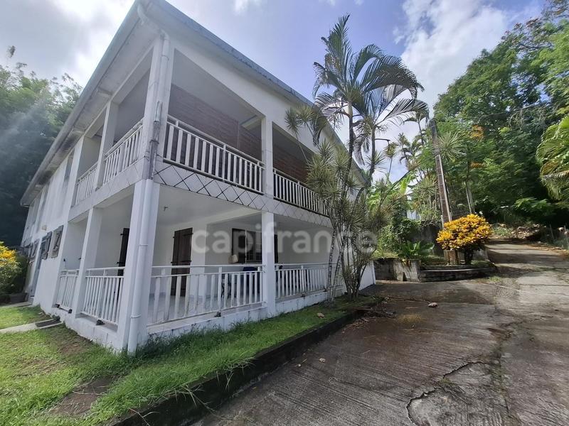 Immeuble - 334 m² - 17 pièces