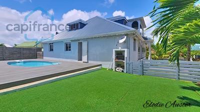 Villa - 226 m² - 8 pièces