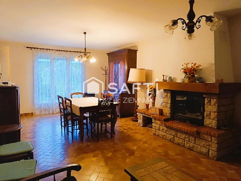 Maison - 96 m² - 4 pièces