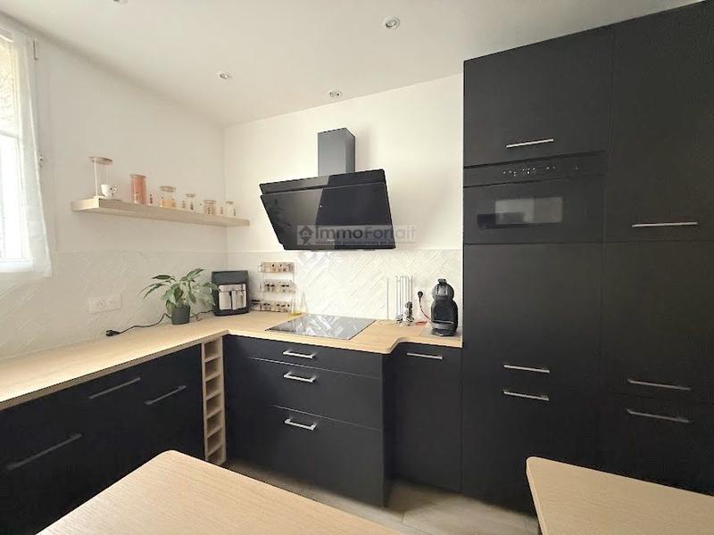 Appartement - 75 m² - 3 pièces