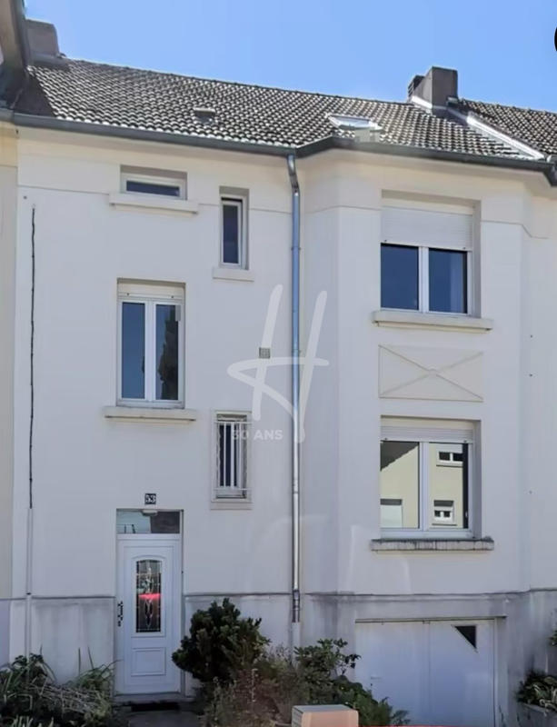 Maison ancienne - 130 m² - 1 pièce