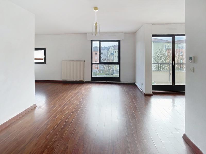 Appartement - 77 m² - 3 pièces