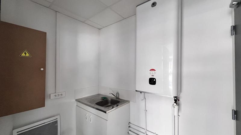 Local commercial - 48 m² - 1 pièce