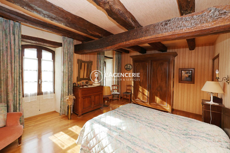 Maison - 190 m² - 6 pièces