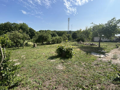 Terrain - 696 m²