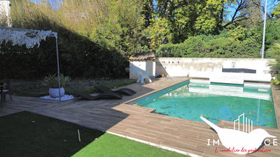 Villa - 225 m² - 8 pièces
