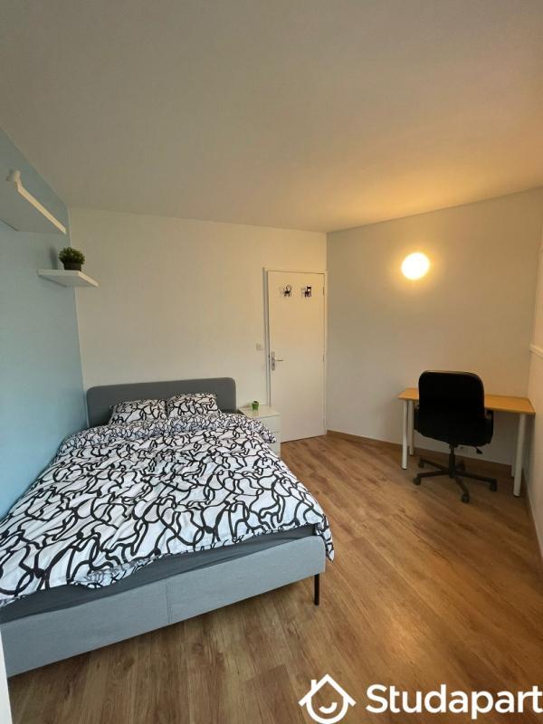Chambre - 9 m² - 1 pièce