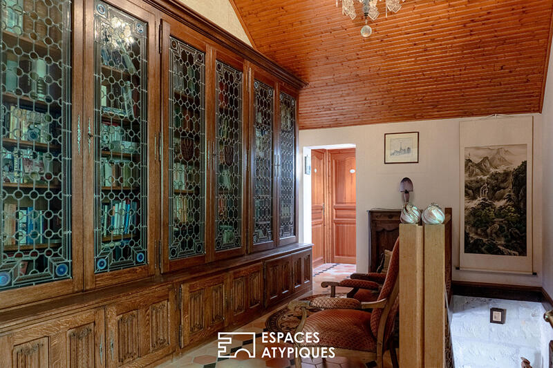 Maison - 260 m² - 8 pièces