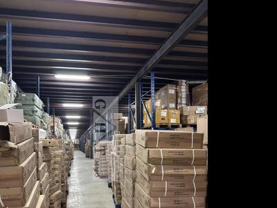 Entrepôt - 7 900 m²