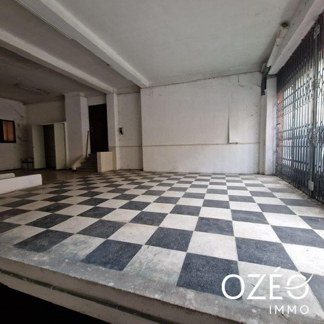 Immeuble - 425 m²