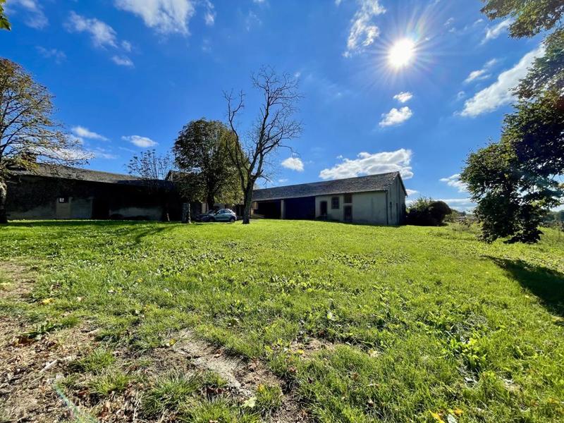 Maison - 220 m² - 7 pièces