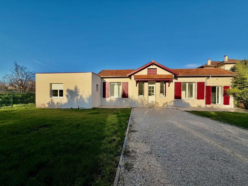 Maison - 100 m² - 4 pièces