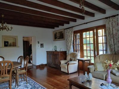 Maison - 169 m² - 5 pièces