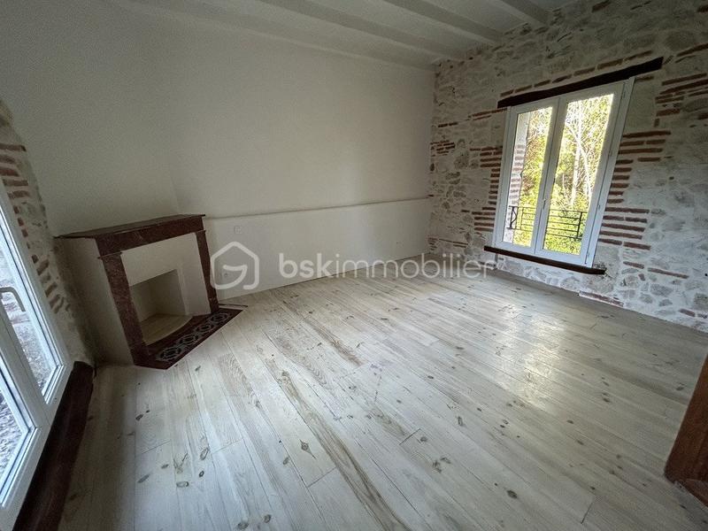 Moulin - 276 m² - 11 pièces