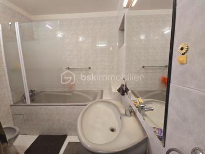 Maison - 123 m² - 5 pièces