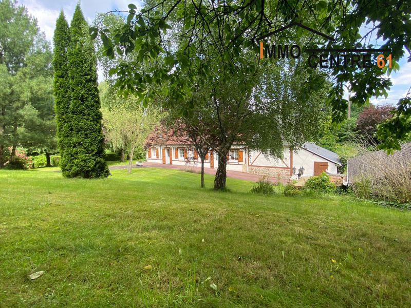 Maison - 140 m² - 6 pièces