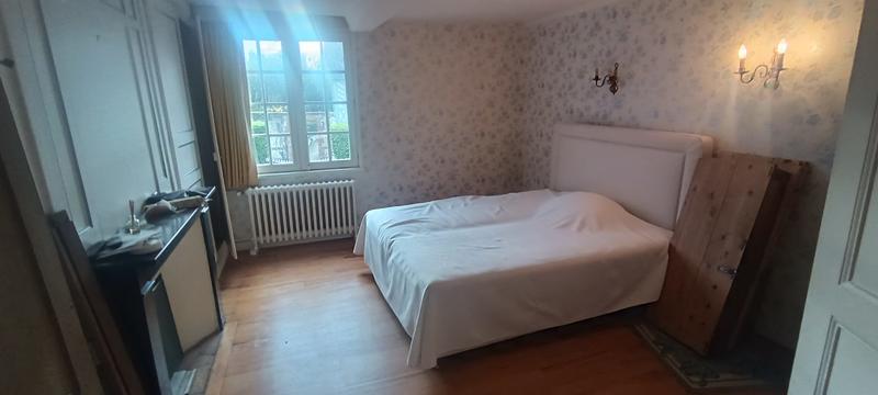 Maison - 183 m² - 9 pièces