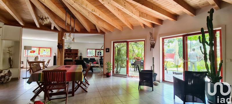 Maison de maîtres - 263 m² - 7 pièces